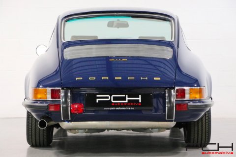 PORSCHE 911 2.2 E