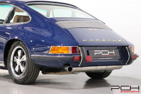 PORSCHE 911 2.2 E