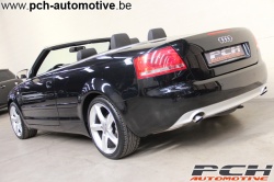 AUDI A4 Cabriolet 2.0 TDi 136cv Multitronic