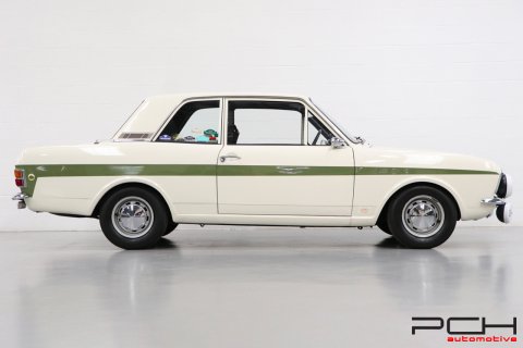 FORD Cortina Lotus MKII (RHD)