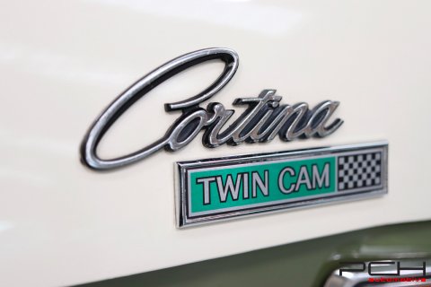 FORD Cortina Lotus MKII (RHD)