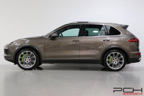 PORSCHE Cayenne S 3.0i V6 333cv e-Hybrid Tiptronic S - TOP CONFIGURATION ! -