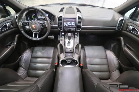 PORSCHE Cayenne S 3.0i V6 333cv e-Hybrid Tiptronic S - TOP CONFIGURATION ! -
