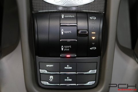 PORSCHE Cayenne S 3.0i V6 333cv e-Hybrid Tiptronic S - TOP CONFIGURATION ! -
