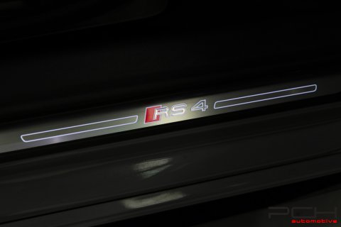 AUDI RS4 2.9 V6 TFSI 450cv Quattro Tiptronic - Nardo Grey -