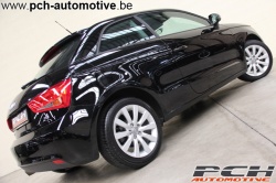 AUDI A1 1.6 TDi 105cv Attraction Start/Stop