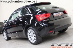 AUDI A1 1.6 TDi 105cv Attraction Start/Stop