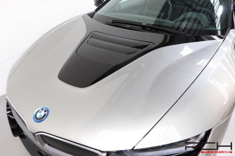 BMW i8 Roadster Plug-In Hybrid