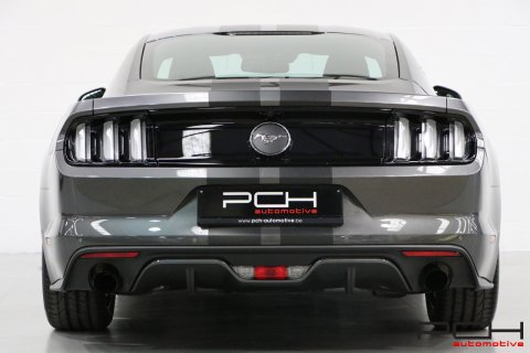 FORD Mustang Fastback 2.3 EcoBoost 313cv Aut.