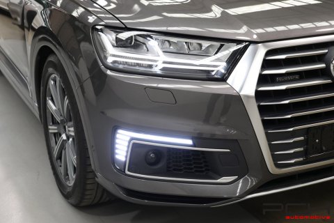 AUDI Q7 e-tron Electrique + 3.0 TDi V6 Quattro Tiptronic - S-Line -