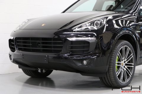 PORSCHE Cayenne S 3.0i V6 333cv e-Hybrid Tiptronic S 