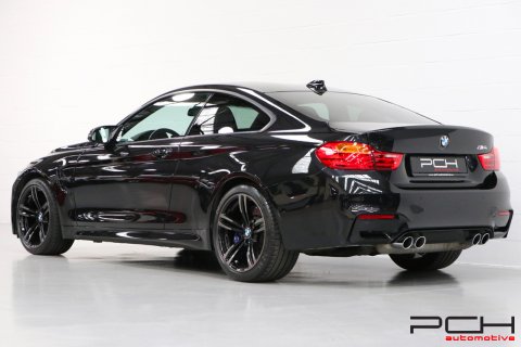 BMW M4 3.0 430cv DKG Drivelogic - IMMACULATE CONDITION !!! -