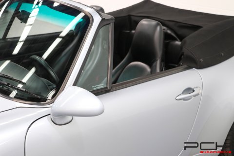 PORSCHE 993 Cabriolet Carrera 2 3.6i 272cv