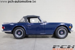 TRIUMPH TR6