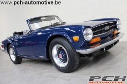 TRIUMPH TR6