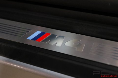 BMW M4 Cabriolet 3.0 430cv DKG Drivelogic - M Performance -