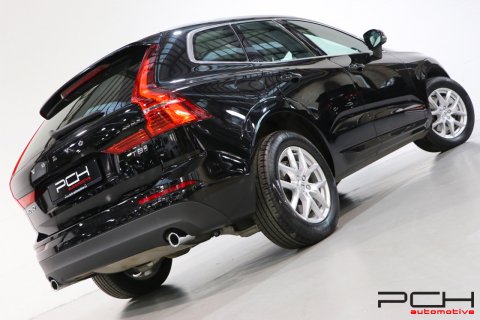 VOLVO XC60 2.0 T8 Twin-Engine 303cv Plug-In Hybrid AWD Momentum Aut.