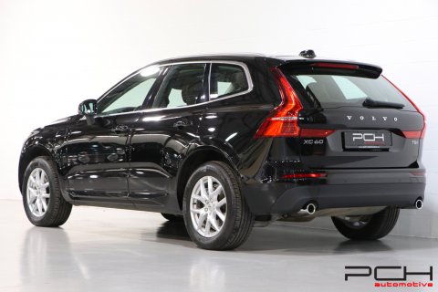 VOLVO XC60 2.0 T8 Twin-Engine 303cv Plug-In Hybrid AWD Momentum Aut.