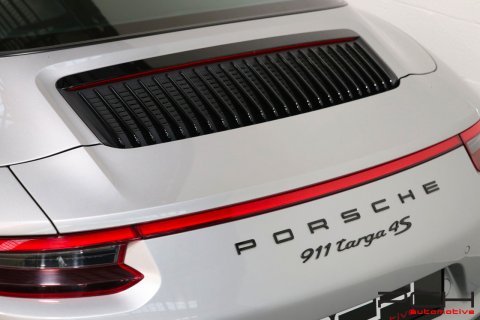 PORSCHE 991 Targa 4S 3.0 Turbo PDK - TOP CONFIGURATION! -