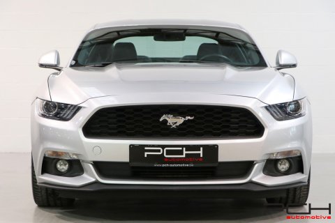 FORD Mustang Fastback 2.3 EcoBoost 317cv - Boîte Manuelle -