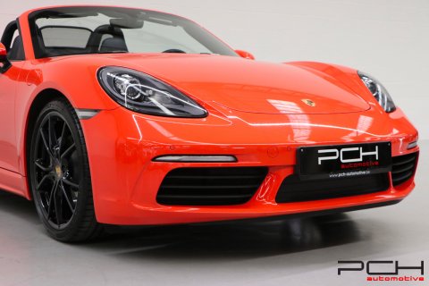 PORSCHE Boxster 718 2.0 Turbo 300cv PDK