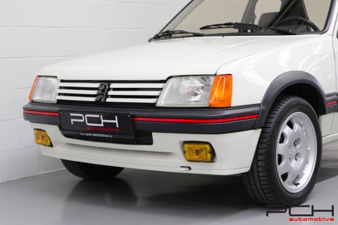 PEUGEOT 205 GTi 1.9 + Toit Ouvrant