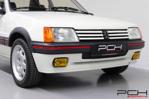 PEUGEOT 205 GTi 1.9 + Toit Ouvrant