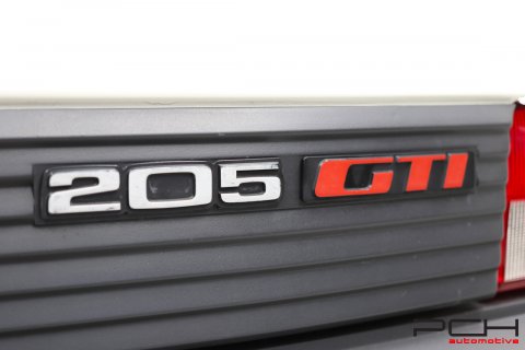 PEUGEOT 205 GTi 1.9 + Toit Ouvrant