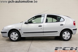 RENAULT Megane 1.4i 16v Expression *** 38.000 Kms!!! ***