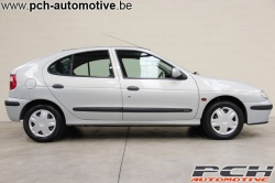 RENAULT Megane 1.4i 16v Expression *** 38.000 Kms!!! ***