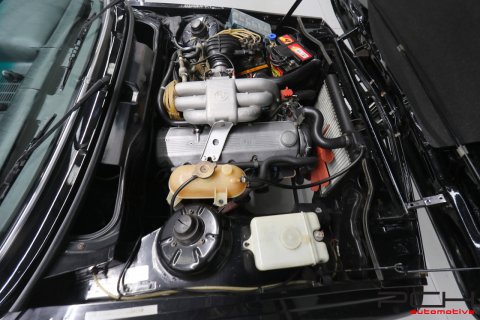 BMW 323i Coupé