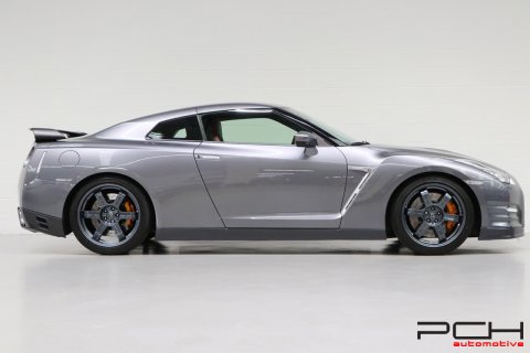 NISSAN GT-R 3.8 Turbo V6 550cv - Black Edition -