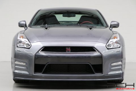 NISSAN GT-R 3.8 Turbo V6 550cv - Black Edition -