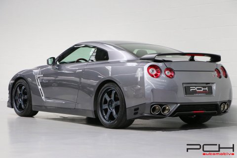 NISSAN GT-R 3.8 Turbo V6 550cv - Black Edition -