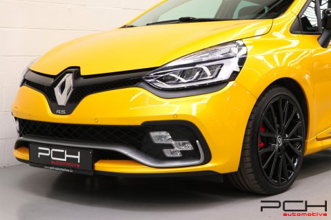 RENAULT Clio RS Trophy 1.6 Turbo 220cv EDC Aut.