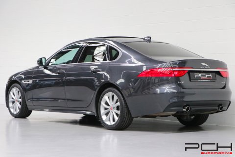 JAGUAR XF 2.0 T 250cv Aut. - R-Sport -