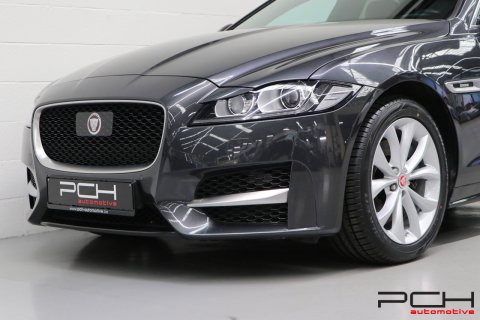 JAGUAR XF 2.0 T 250cv Aut. - R-Sport -