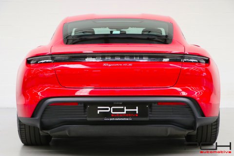 PORSCHE Taycan 4S 435cv