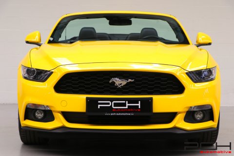 FORD Mustang Cabriolet 2.3 EcoBoost 317cv Aut.