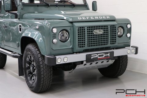 LAND ROVER Defender 90 TD4 SE - UNIQUE -