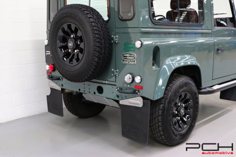 LAND ROVER Defender 90 TD4 SE - UNIQUE -