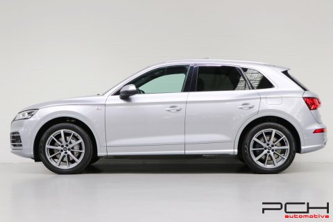 AUDI Q5 55 TFSi e Plug-In Hybrid S-Line S-Tronic - FULL Options! -