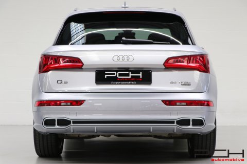 AUDI Q5 55 TFSi e Plug-In Hybrid S-Line S-Tronic - FULL Options! -