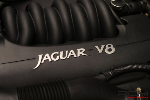 JAGUAR XK8 Coupé 4.0i V8 284cv