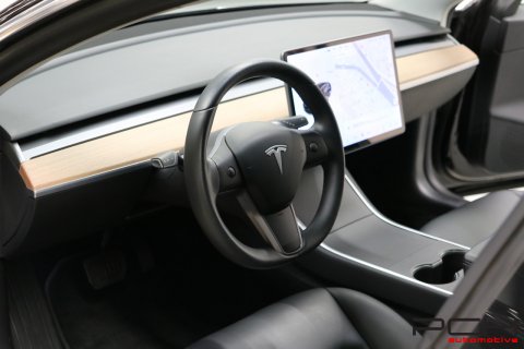 TESLA Model 3 Dual Motor Long-Range