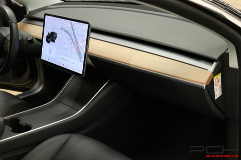 TESLA Model 3 Dual Motor Long-Range