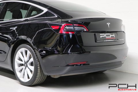 TESLA Model 3 Dual Motor Long-Range