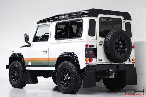 LAND ROVER Defender 90 TD4 122cv S - UNIQUE -