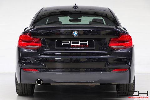 BMW 218i Coupé 136cv Aut. - Pack M Sport - Full Black!