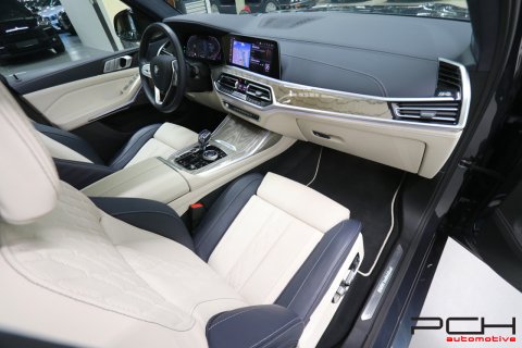 BMW X7 xDrive40i 340cv Aut. - Design Pure Excellence - FULL FULL OPTIONS !!! -